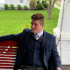 Meet your Posher, Devin